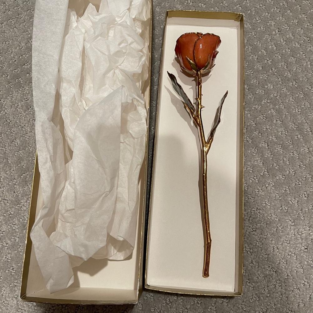 Gold dipped plated rose and hand made vase